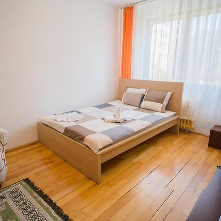 Rustic & Spacious 3Br Apartment 부쿠레슈티 외부 사진