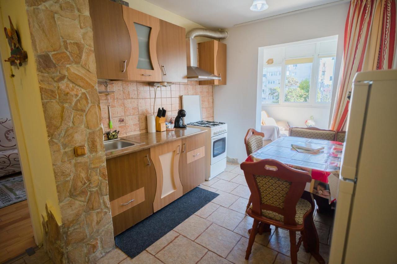 Rustic & Spacious 3Br Apartment 부쿠레슈티 외부 사진