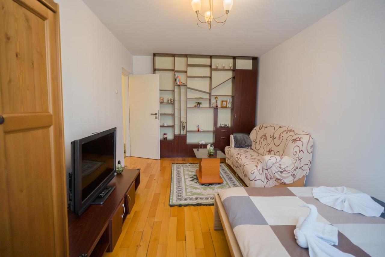 Rustic & Spacious 3Br Apartment 부쿠레슈티 외부 사진