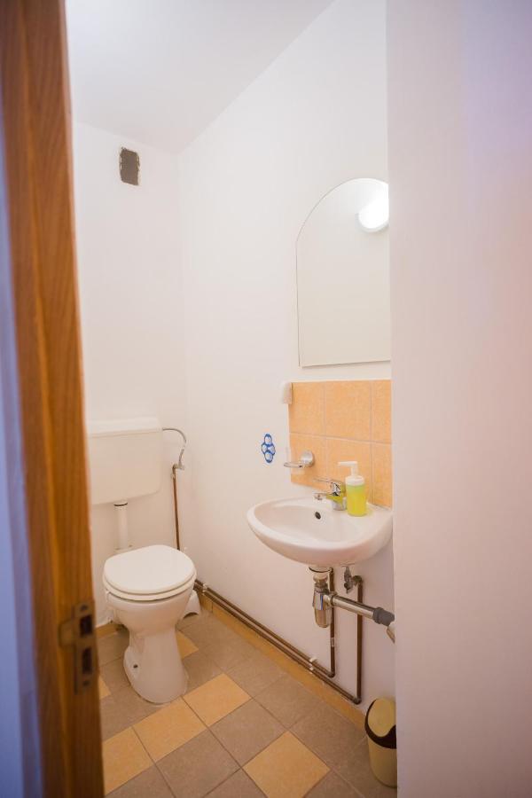 Rustic & Spacious 3Br Apartment 부쿠레슈티 외부 사진