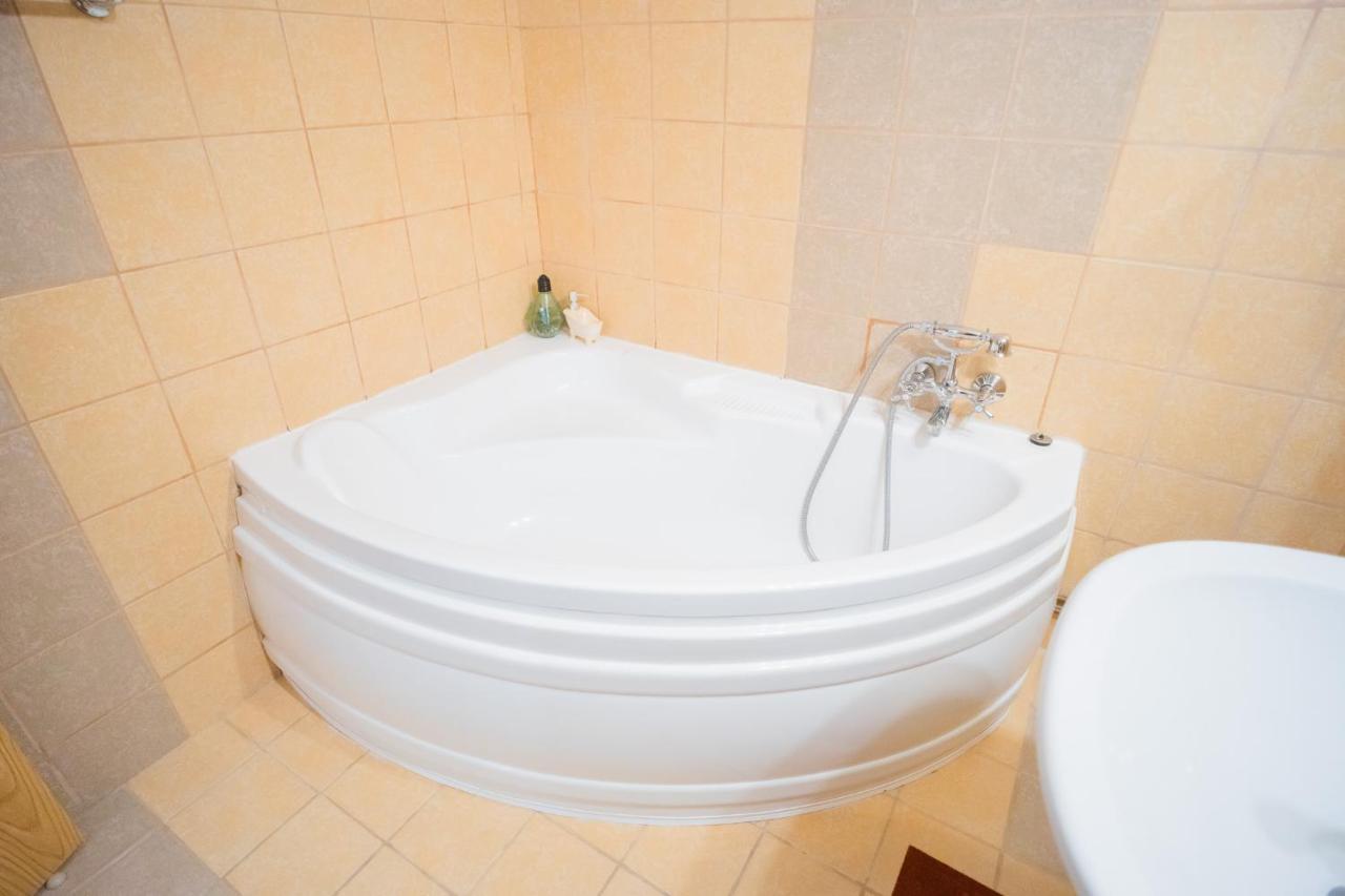 Rustic & Spacious 3Br Apartment 부쿠레슈티 외부 사진