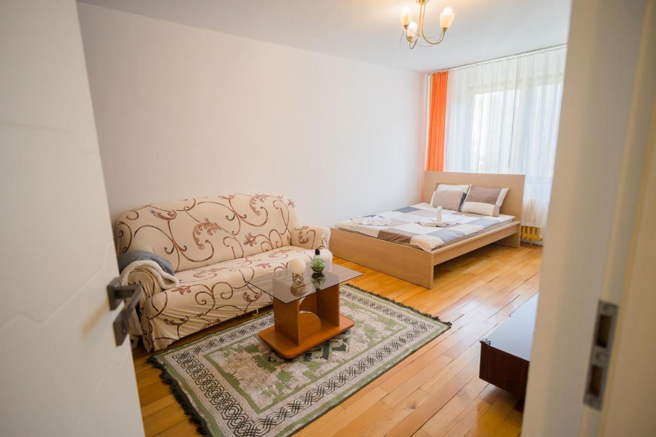 Rustic & Spacious 3Br Apartment 부쿠레슈티 외부 사진